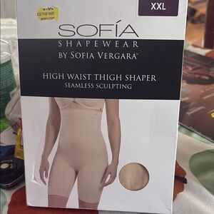Sofia Shapewear High Waist Thigh Shaper in Cream